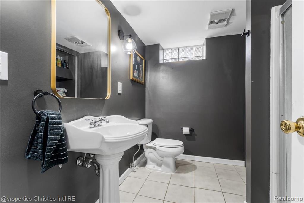 916 Harrison Boulevard, Lincoln Park, MI 48146 — Photo 20