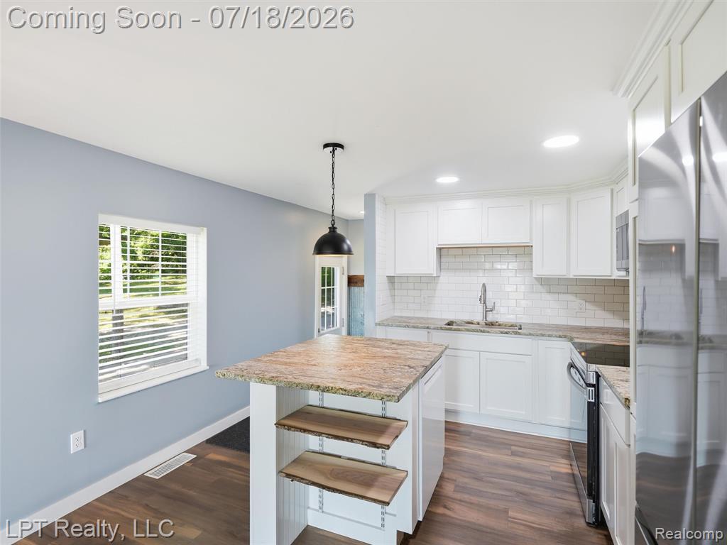 4539 Parker Drive, Howell, MI 48843 — Photo 13