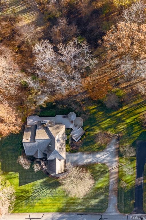 2321 Pine Hollow, Brighton, MI 48114 — Photo 44