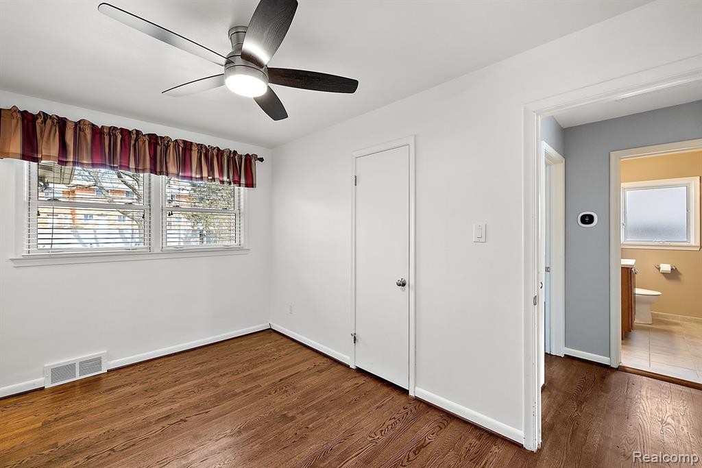 4126 BERKSHIRE Road, Royal Oak, MI 48073 — Photo 23