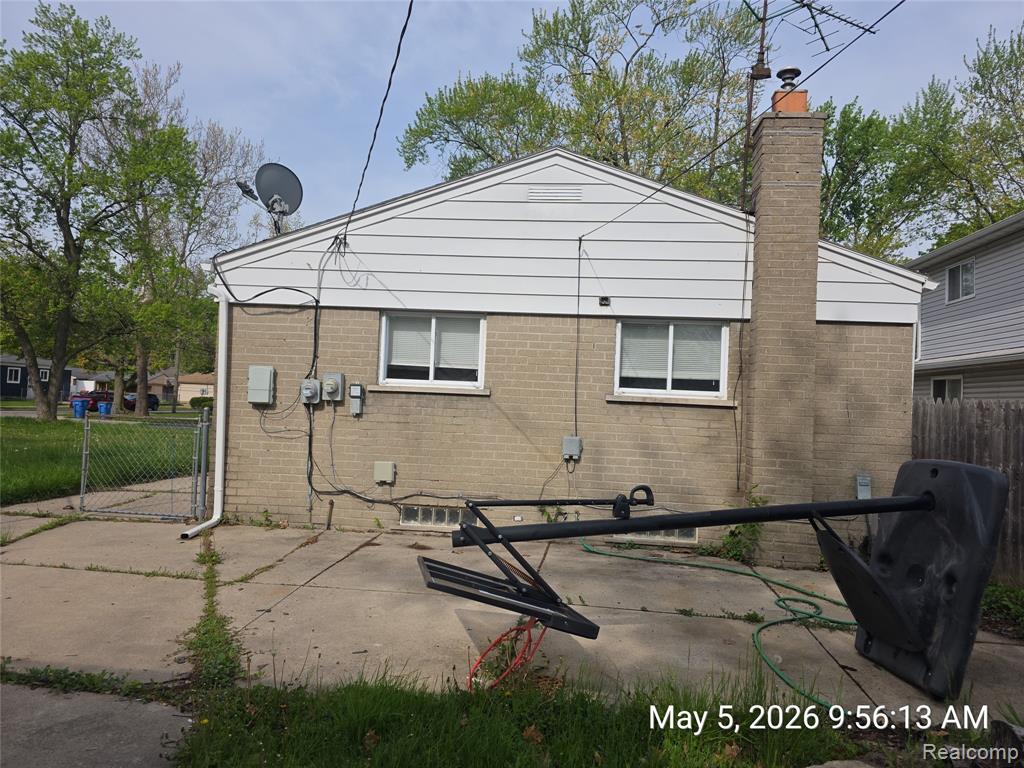 4843 KATHERINE Street, Dearborn Heights, MI 48125 — Photo 2