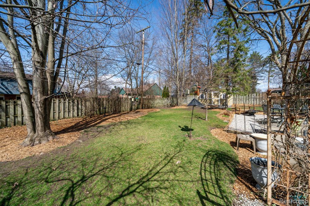 2941 Silverhill Drive, Waterford, MI 48329 — Photo 46