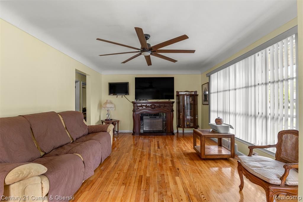26657 W Chicago, Redford, MI 48239 — Photo 5