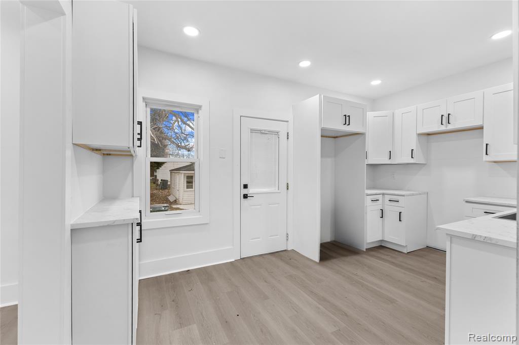 7722 Miller Road, Dearborn, MI 48126 — Photo 11