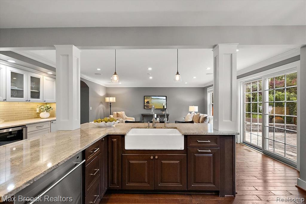 972 Oxford Street, Birmingham, MI 48009 — Photo 19