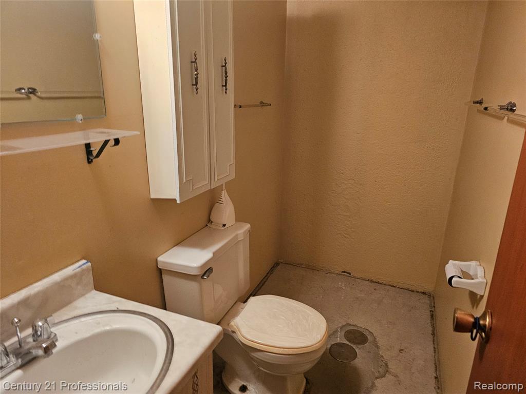 40705 Newport Drive, Plymouth, MI 48170 — Photo 19