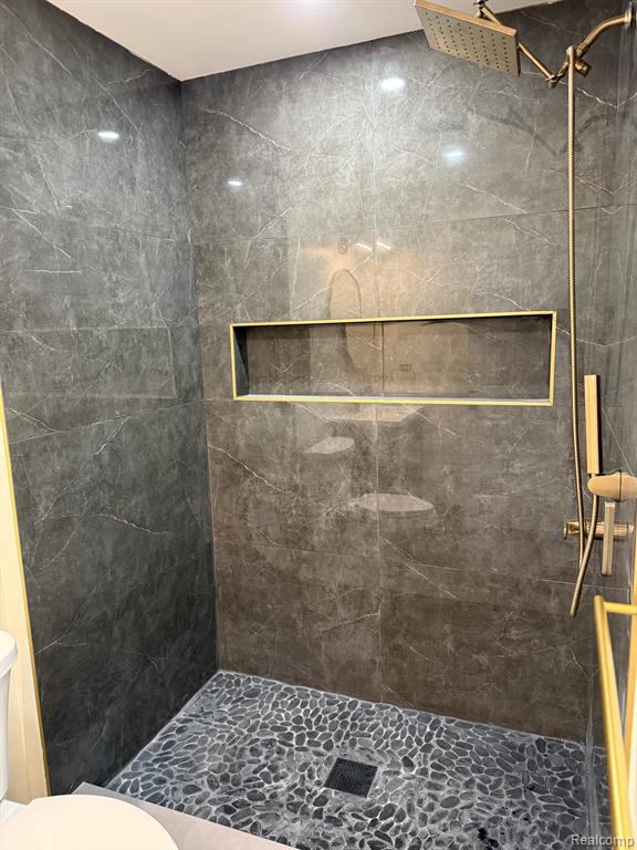 47643 ORMSKIRK Drive, Canton, MI 48188 — Photo 18