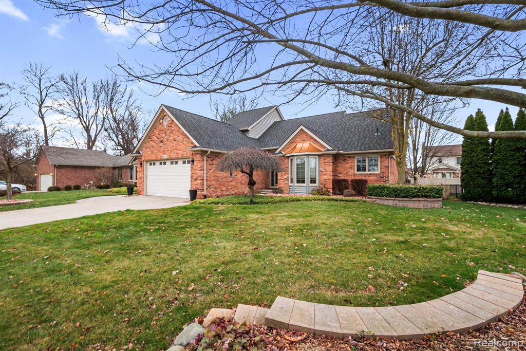 40312 Sugar Spring Drive, Sterling Heights, MI 48313 — Photo 61