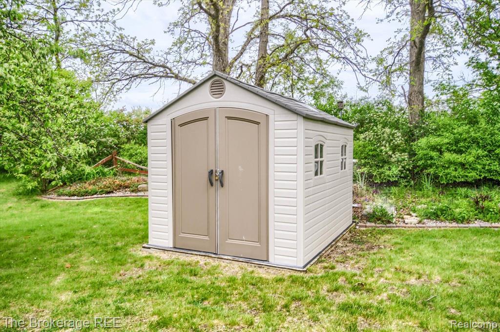 8101 BOULDER Drive, Davison, MI 48423 — Photo 12