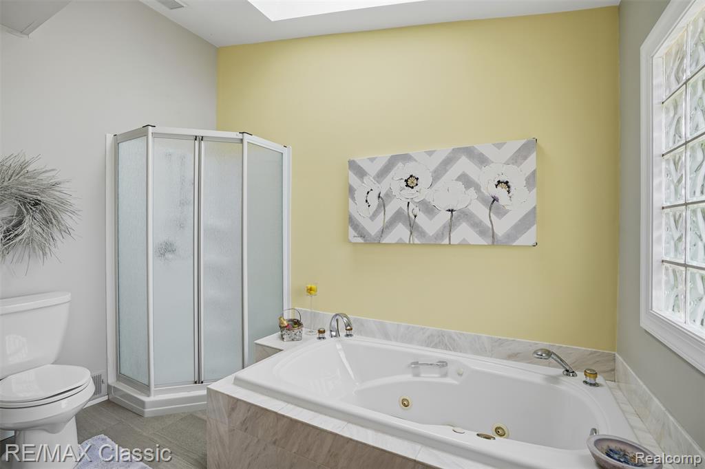 4871 Winewood Lane, Commerce Twp, MI 48382 — Photo 31