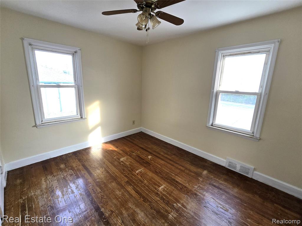 6400 Payne Avenue, Dearborn, MI 48126 — Photo 17