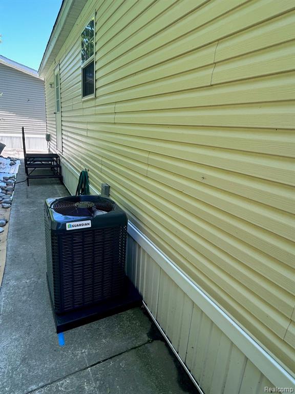 6103 LAKESHORE Road, 122, Lexington, MI 48450 — Photo 27