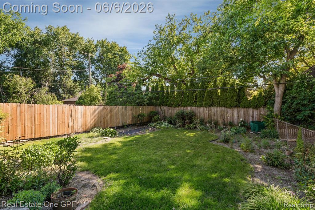 957 Fisher Road, Grosse Pointe, MI 48230 — Photo 7