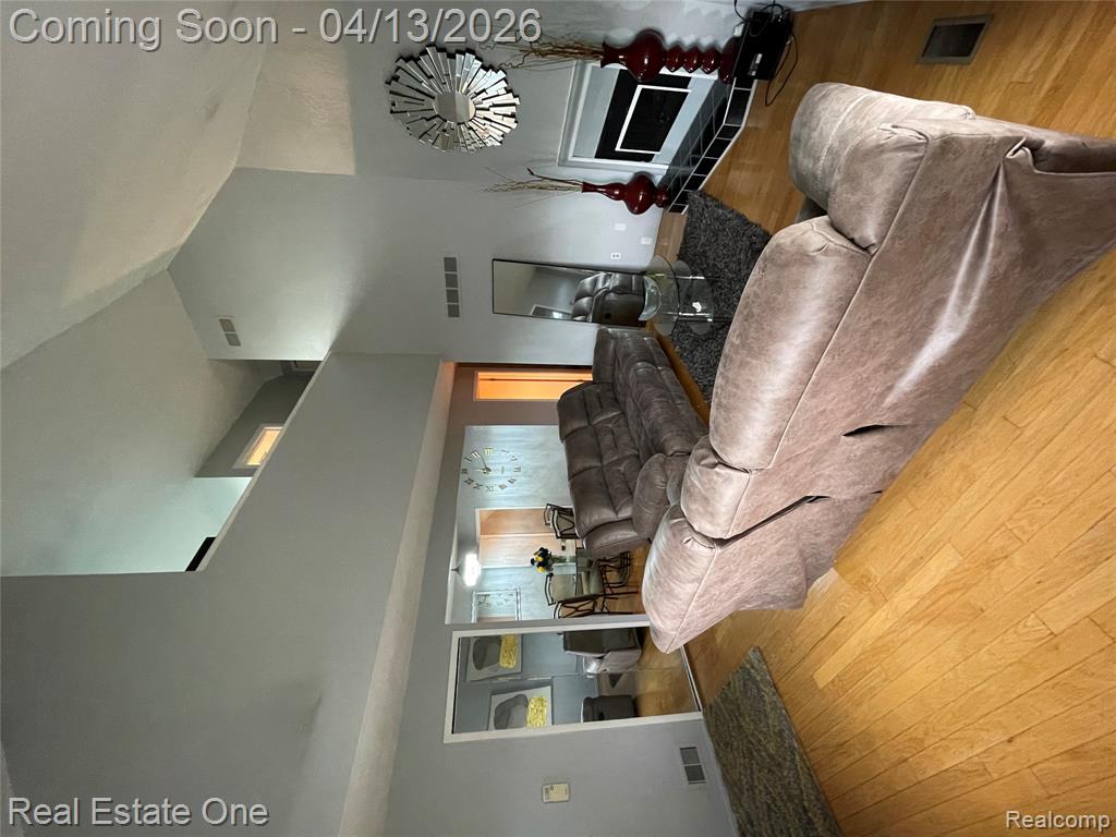 24738 Cashmere Court, 120, Southfield, MI 48033 — Photo 8