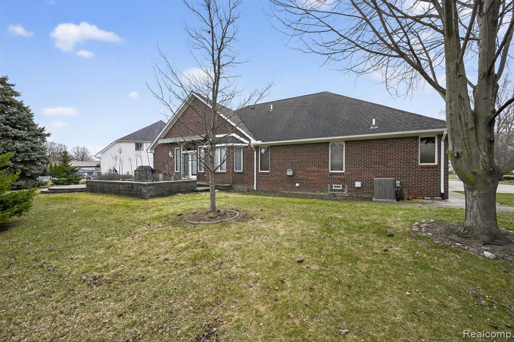 4891 Maceri Circle, Sterling Heights, MI 48314 — Photo 4