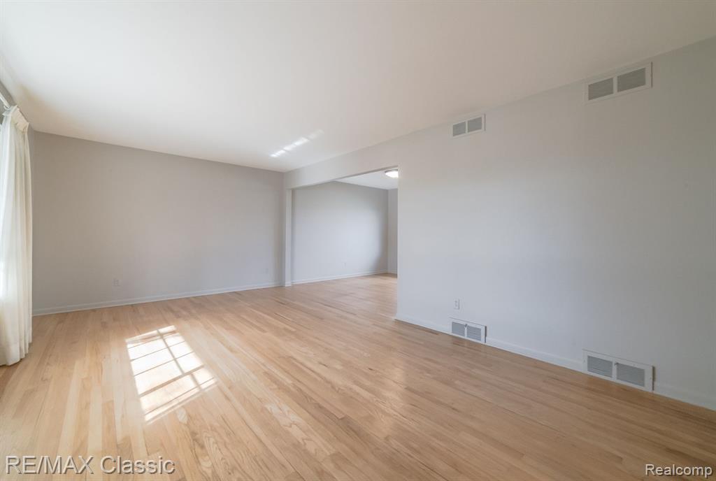 1587 Three Lakes Drive, Troy, MI 48085 — Photo 5