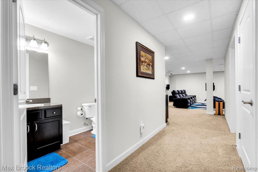 27023 Ladbroke Street, Novi, MI — Photo 41