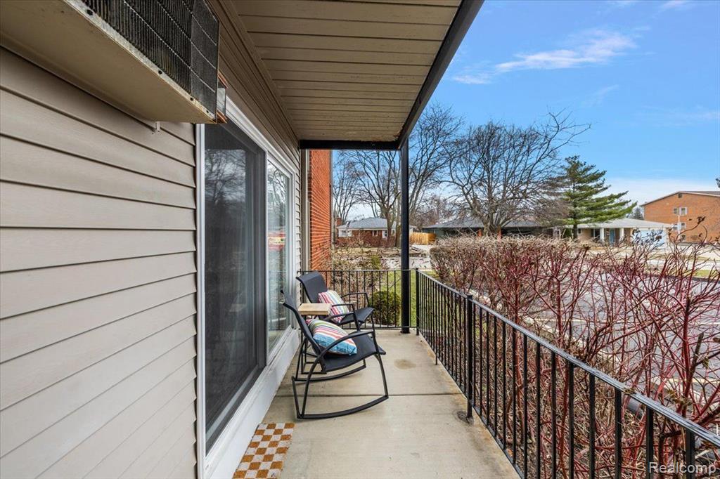 3915 BENJAMIN Avenue, 1, Royal Oak, MI 48073 — Photo 4