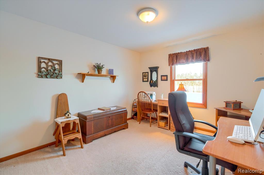 6941 Lake Pleasant Road, North Branch, MI 48461 — Photo 21