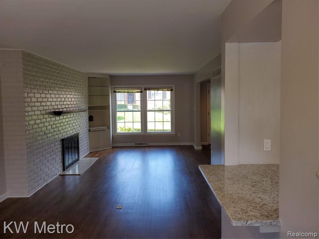 553 N OLD WOODWARD Avenue, Birmingham, MI 48009 — Photo 18
