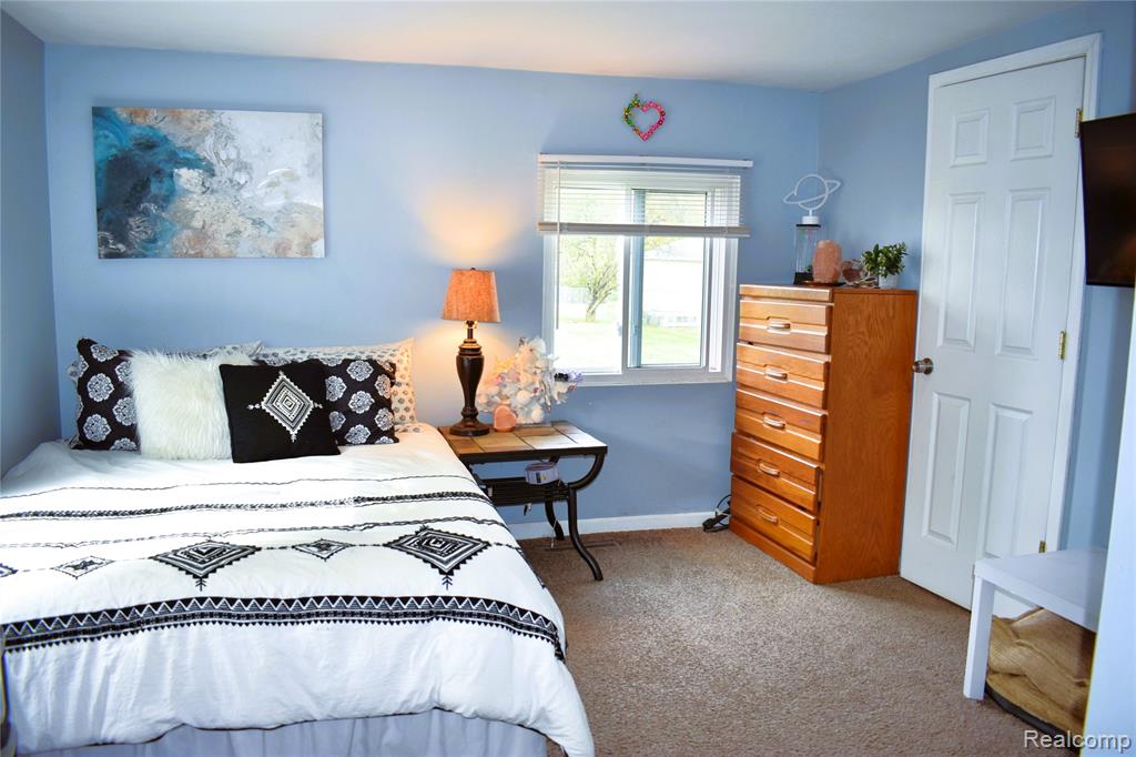 7400 Lawrence Street, Grand Blanc, MI 48439 — Photo 16