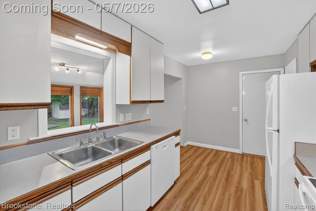 4547 Marlborough Drive, Okemos, MI 48864 — Photo 10