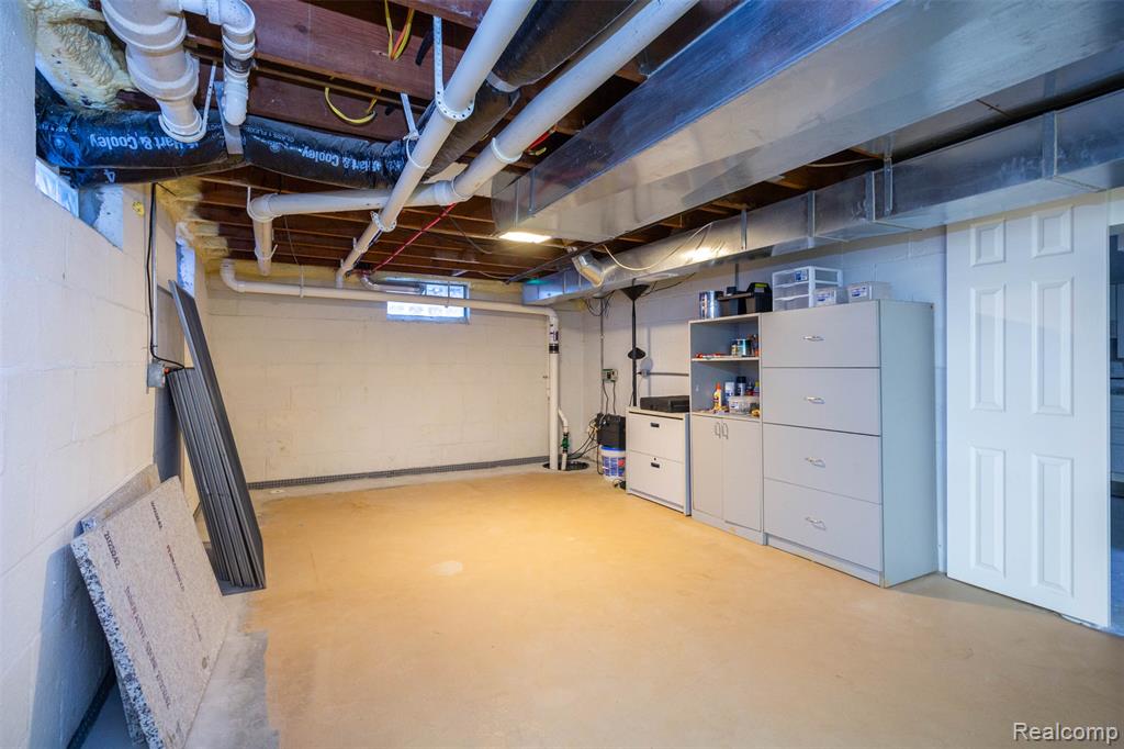 6081 Byram Lake Drive, Linden, MI 48451 — Photo 51