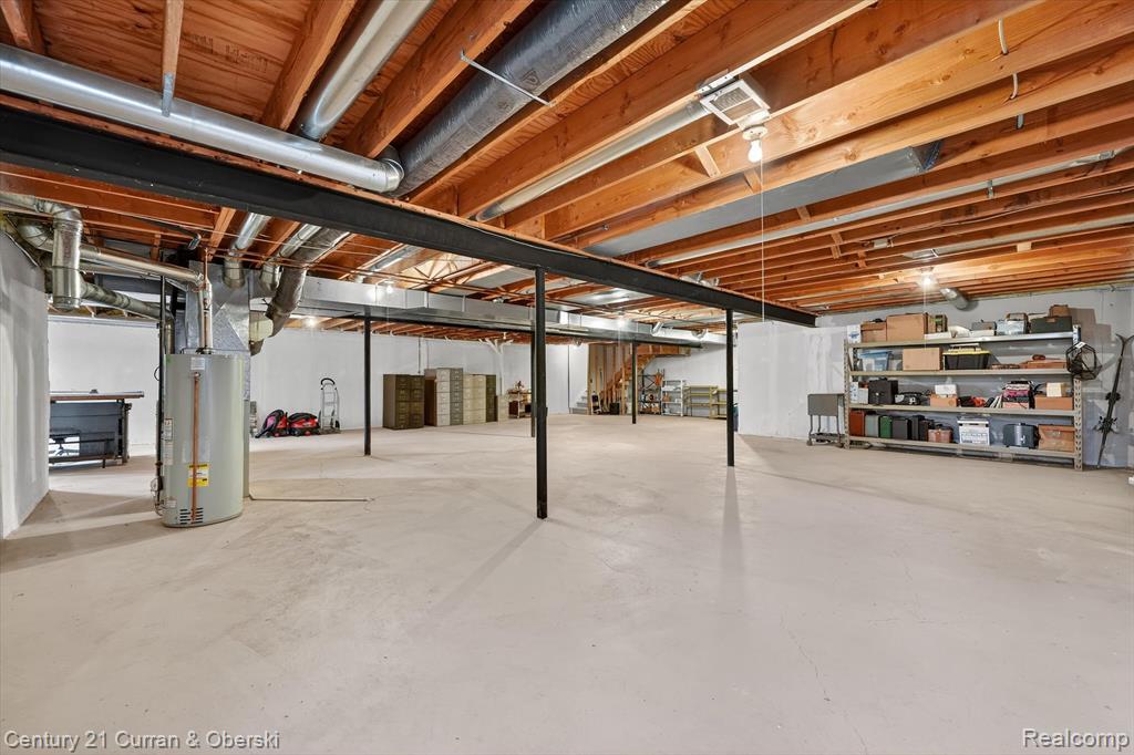 7307 Danbury Drive, West Bloomfield, MI — Photo 40