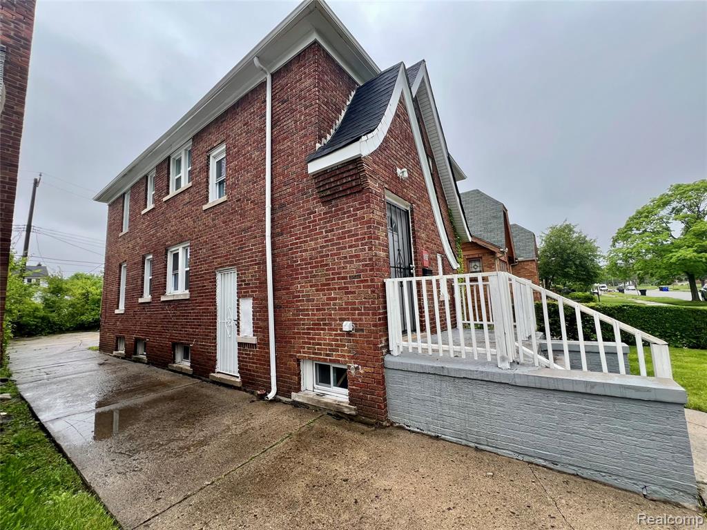 8887 Sorrento Street, Detroit, MI 48228 — Photo 3