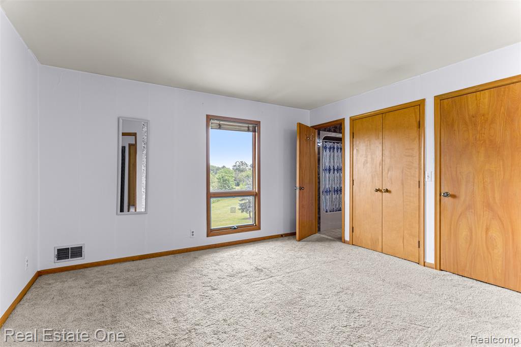 18191 Country Club Circle, Riverview, MI 48193 — Photo 44