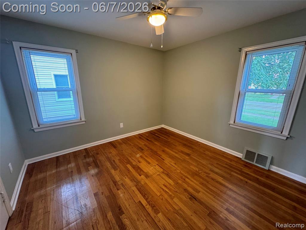 4235 Buckingham Avenue, Berkley, MI 48072 — Photo 20