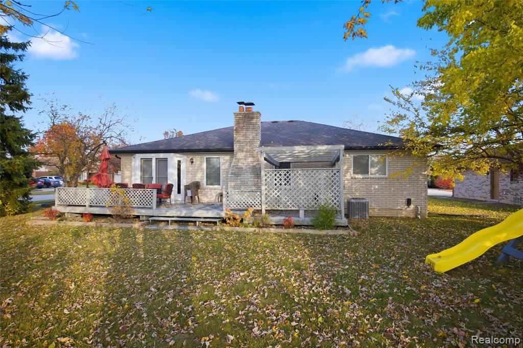 40645 Heatherlea Court, Clinton Twp, MI 48038 — Photo 41