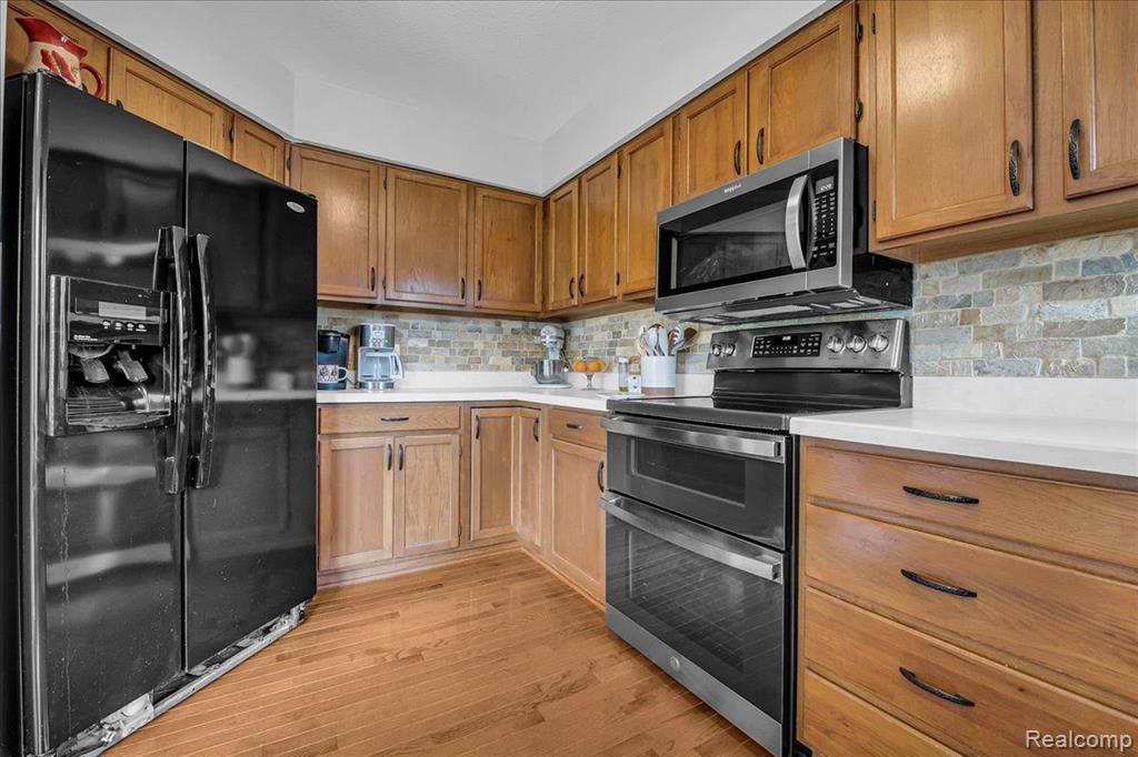 706 DONNALEE Drive, Monroe, MI 48162 — Photo 9
