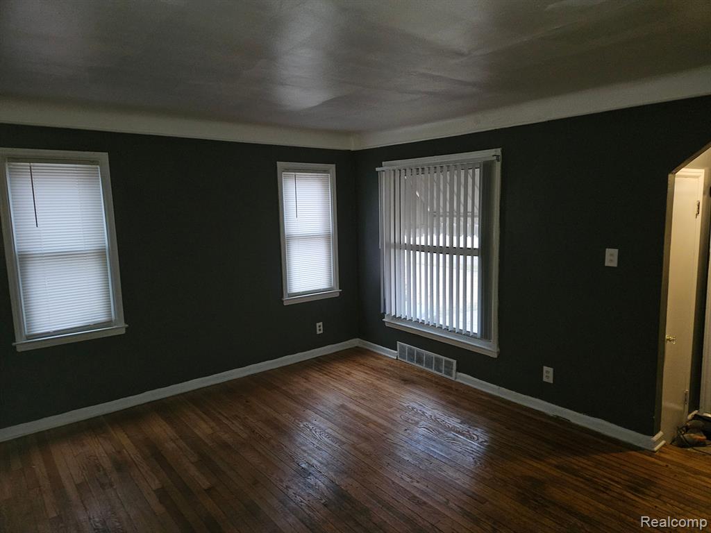 6110 FARMBROOK Street, Detroit, MI 48224 — Photo 11