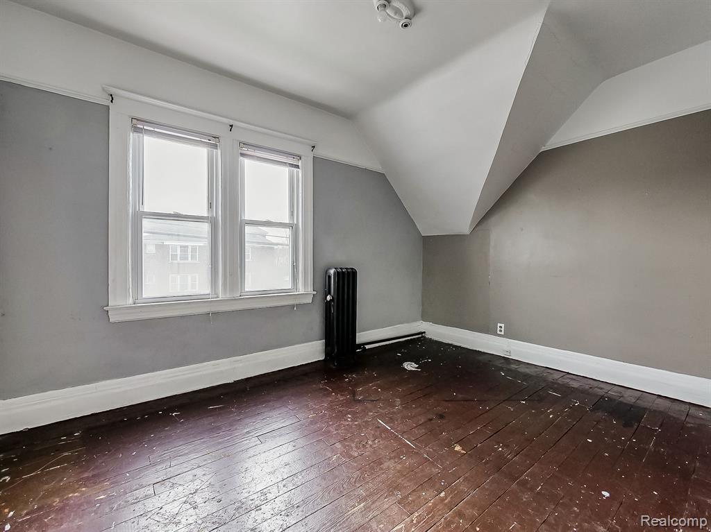 5303 IROQUOIS Street, Detroit, MI 48213 — Photo 11
