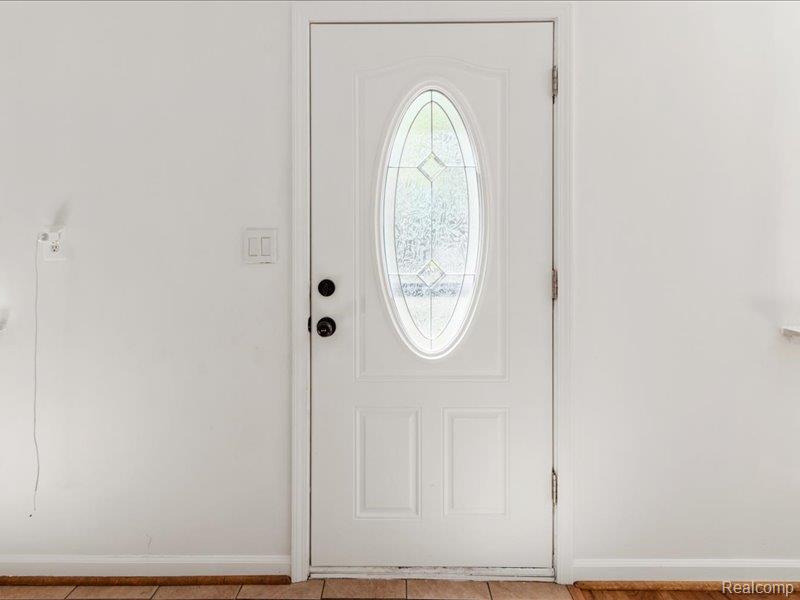 9255 Sylvia Street, Taylor, MI 48180 — Photo 9