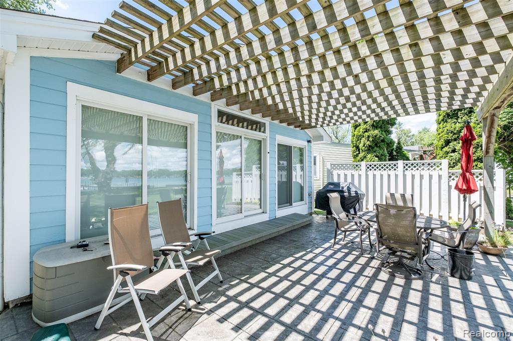 2100 N Channel Drive, MI 48028 — Photo 36