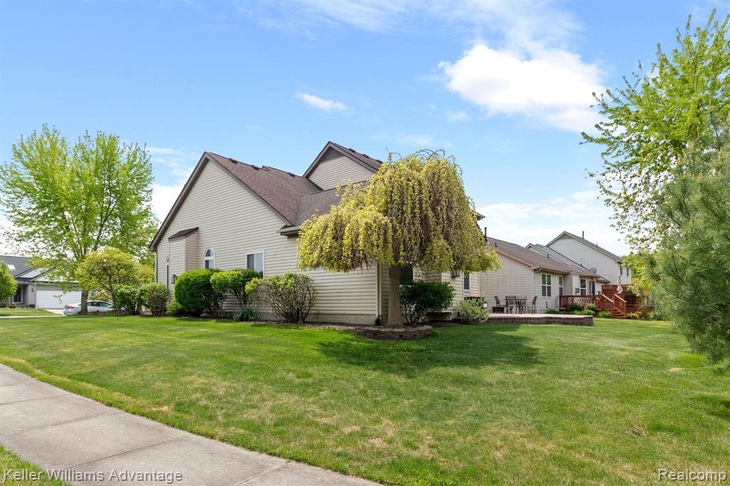 8079 THORNHILL Drive, Ypsilanti, MI 48197 — Photo 4