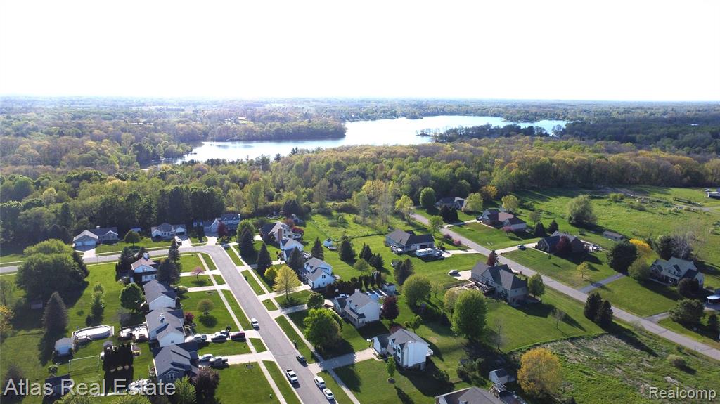 11193 Linda Kay, Goodrich Vlg, MI — Photo 12