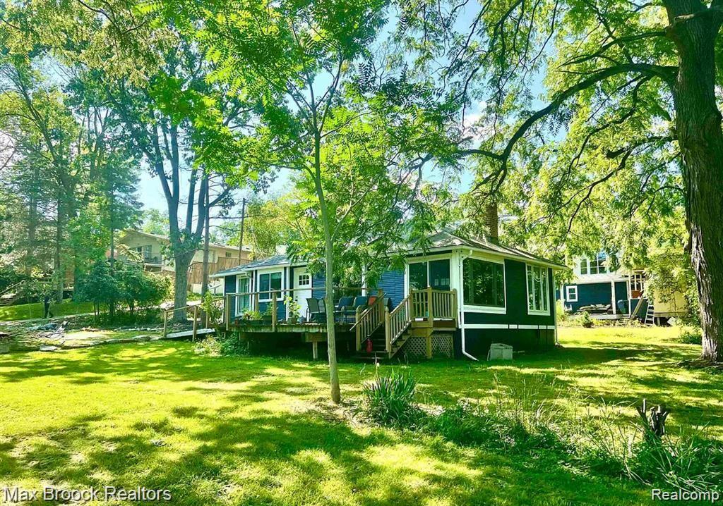 4995 LOCKHART Street, West Bloomfield, MI 48323 — Photo 13