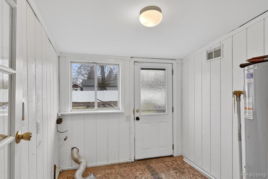 12751 Jones Street, Carleton, MI 48117 — Photo 31