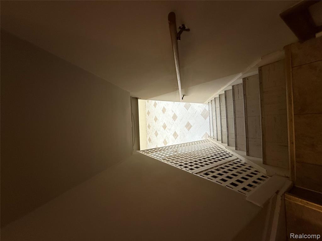 9683 Rosedale Boulevard, Allen Park, MI 48101 — Photo 12