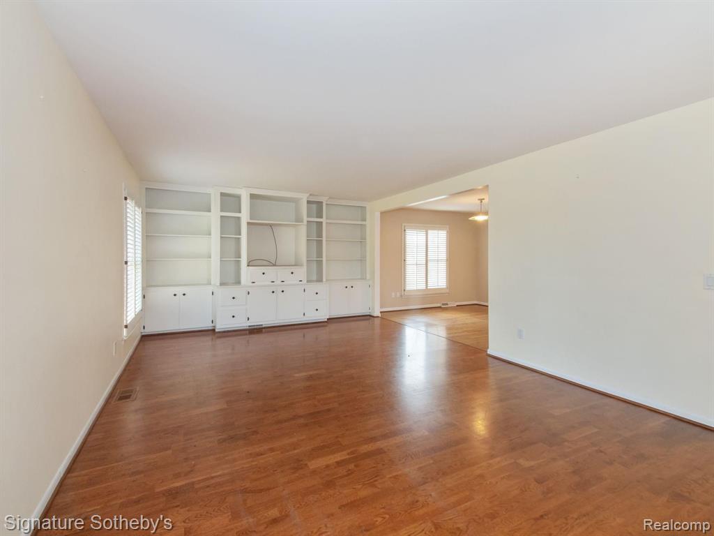 4746 HEDGEWOOD Drive, Bloomfield Hills, MI — Photo 5