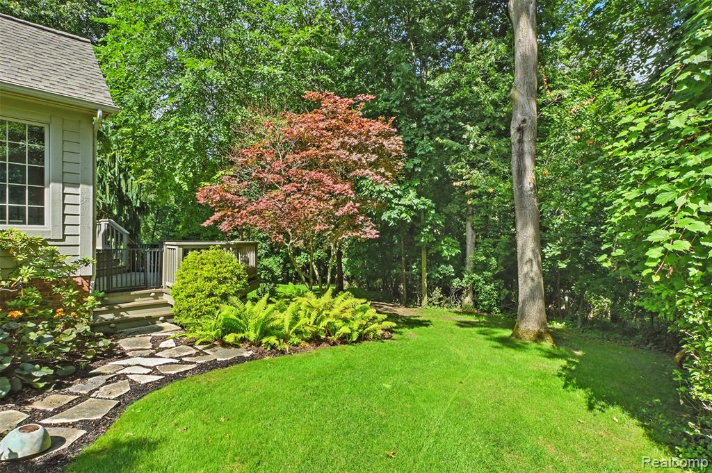 6228 Windemere Point, Brighton, MI 48116 — Photo 48