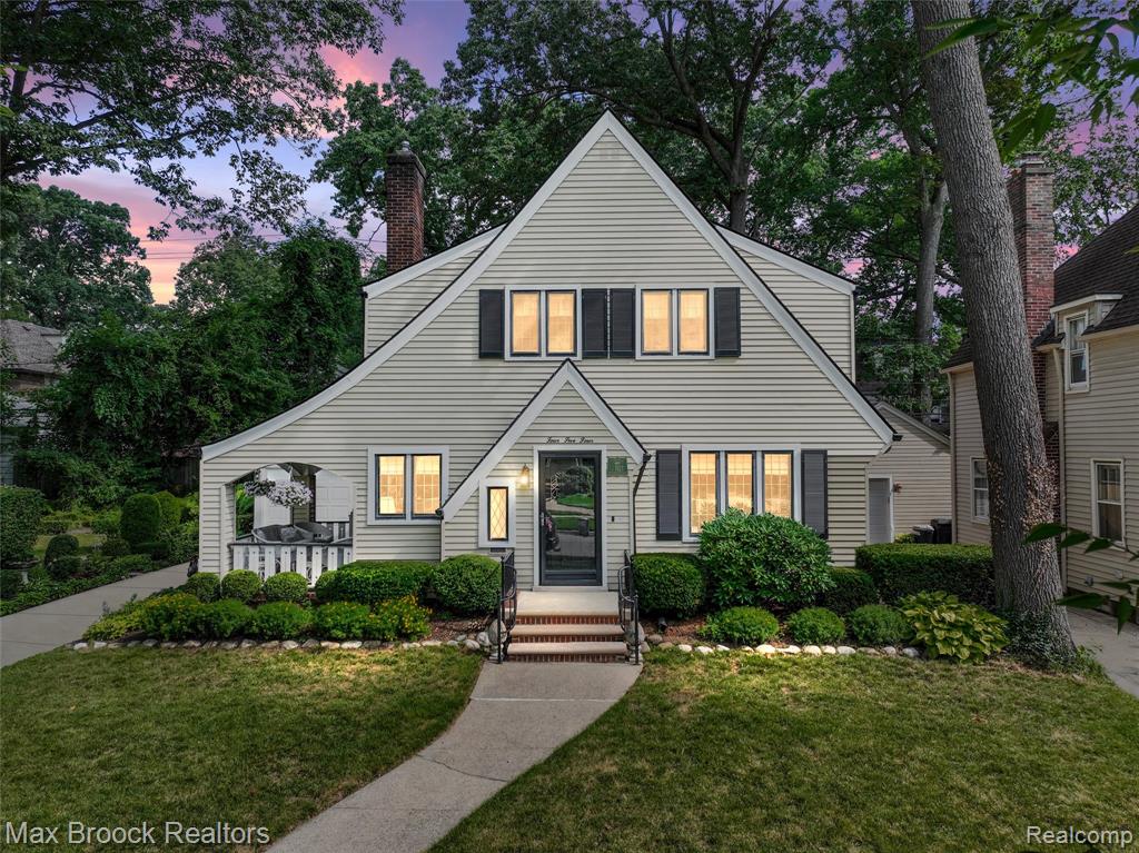 454 W Oakridge Street, Ferndale, MI 48220 — Photo 3