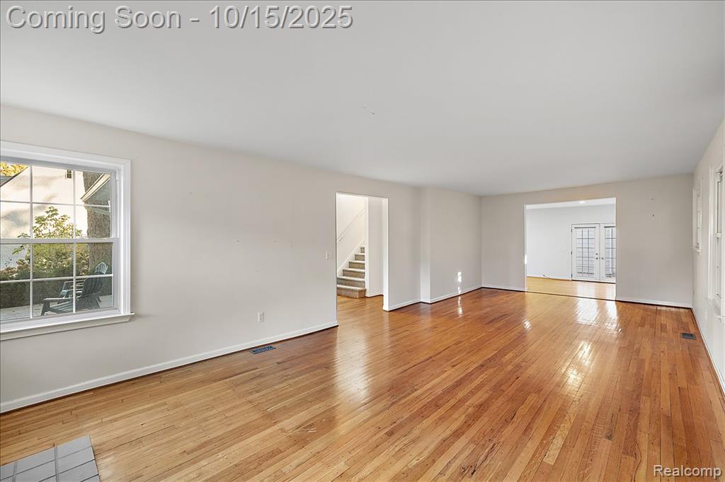 564 BROOKSIDE Avenue, Birmingham, MI 48009 — Photo 8