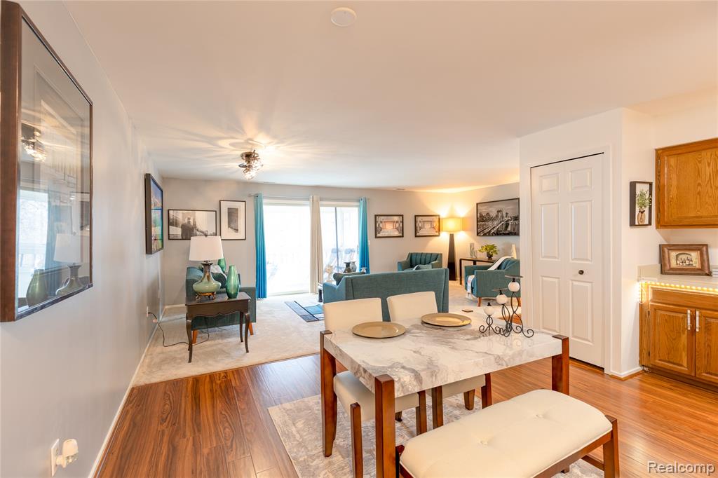 8187 Grays Drive, B7, Grosse Ile, MI 48138 — Photo 11
