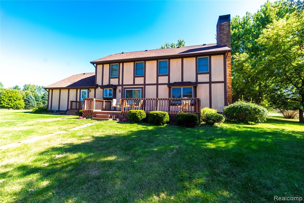 1511 Fish Lake Road, Lapeer, MI 48446 — Photo 2