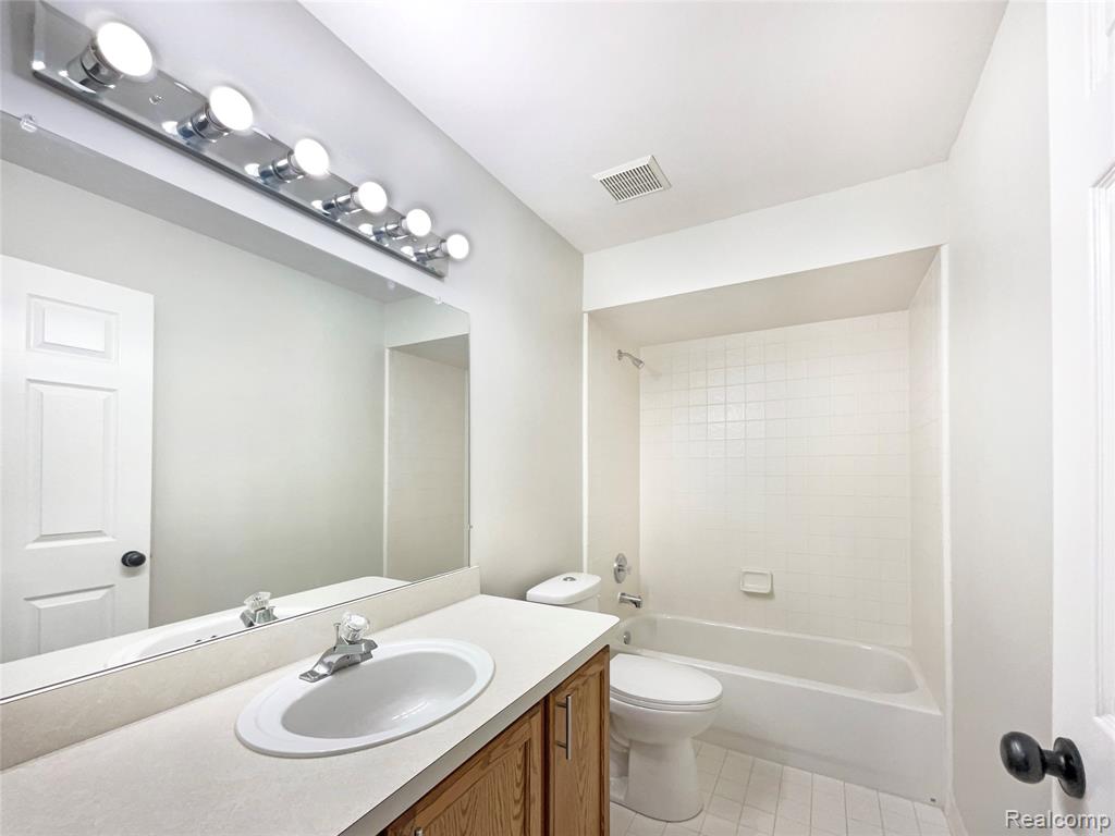 4049 Kimberly Drive, Canton, MI 48188 — Photo 19