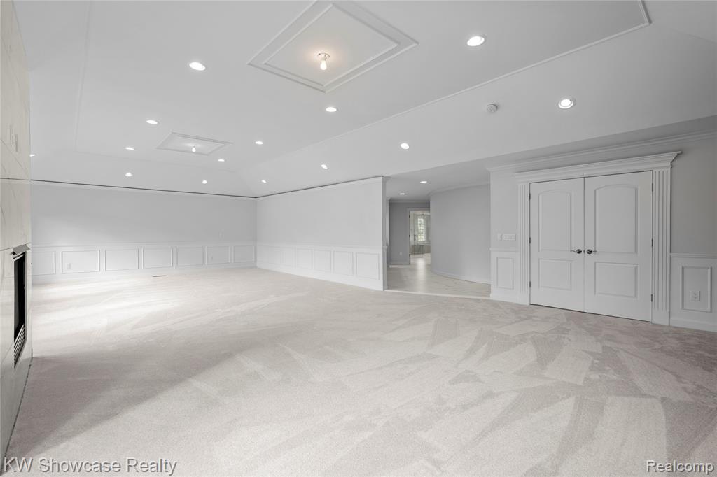 5512 Essex Court, West Bloomfield, MI — Photo 56
